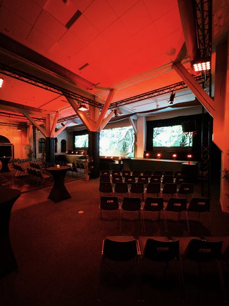 Tollboden Kristiansand – konferanseoppsett med scene